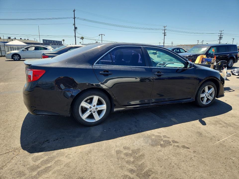 2014 Toyota Camry se