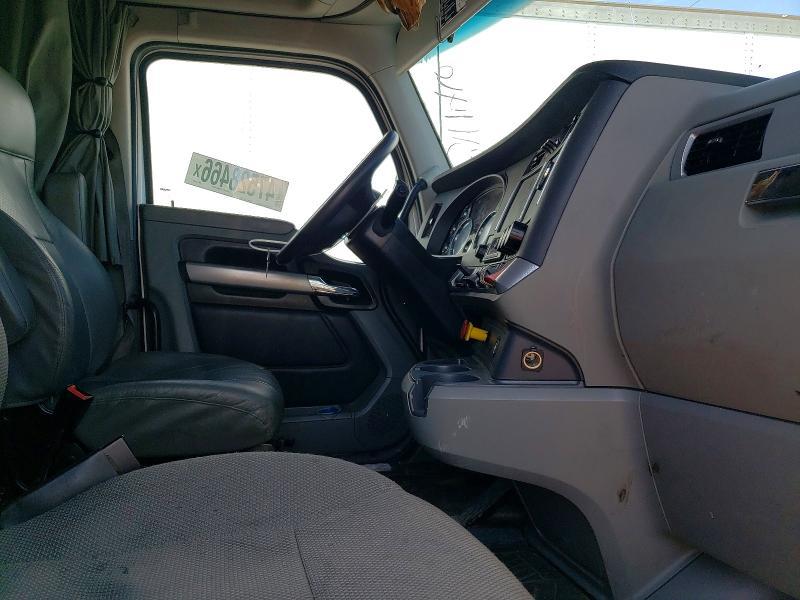 2020 Kenworth T680 Semi Truck