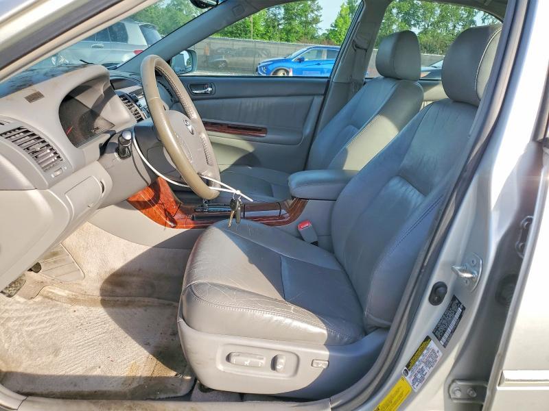 2005 Toyota Camry xle V6