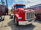 2014 Kenworth Constructi-Semi Truck