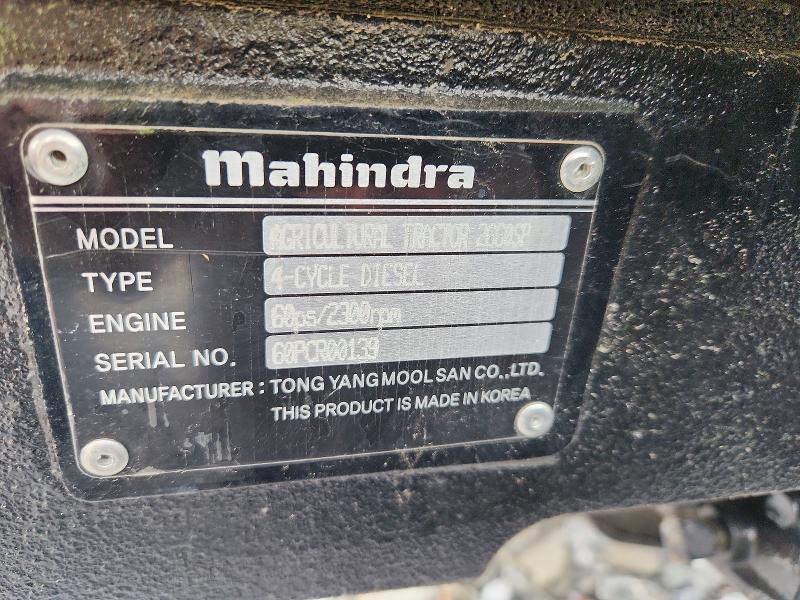 2023 Mahindra 2660 Tractor