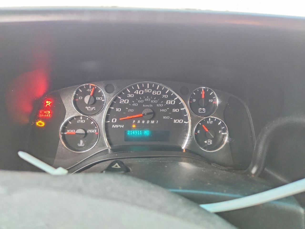 2016 Chevrolet Express Delivery Truck