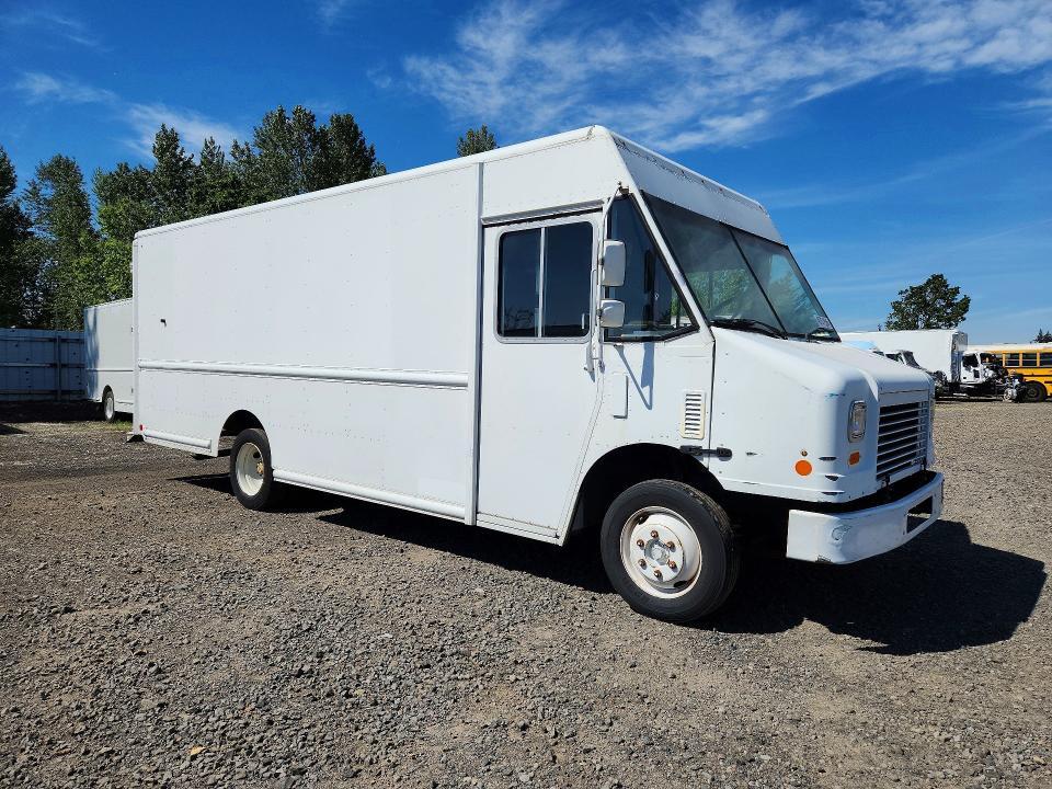 2016 Freightliner Chassis M Line WALK-IN Van
