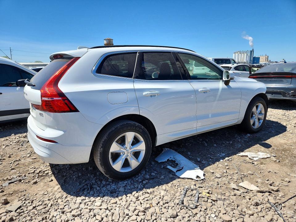 2022 Volvo Xc60 B5 Momentum