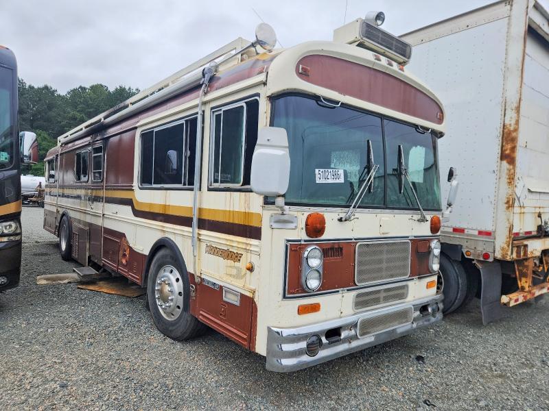 2013 Bluebird Wanderlodge RV
