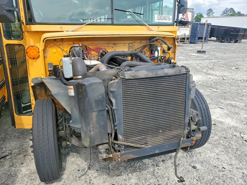 1998 Freigliner 1998 Freightliner Chassis FS65 School Bus
