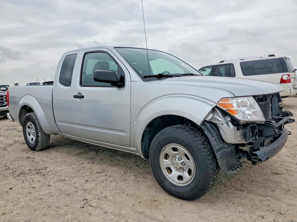 2017 Nissan Frontier S