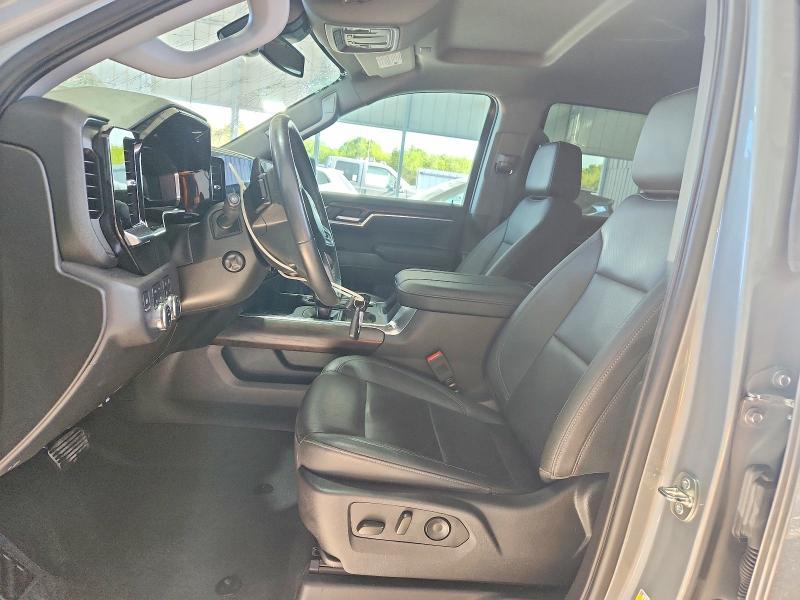 2023 GMC Sierra K1500 SLT