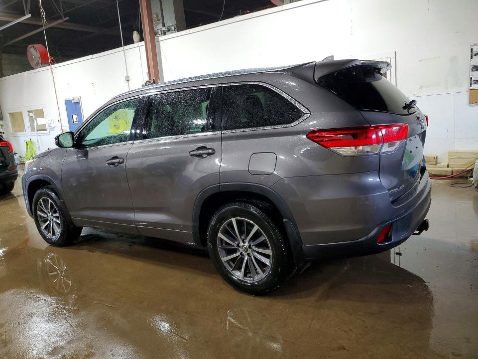 2017 Toyota Highlander xle