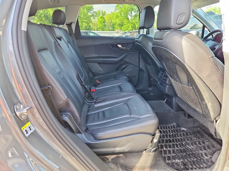 2017 Audi Q7 Premium Plus