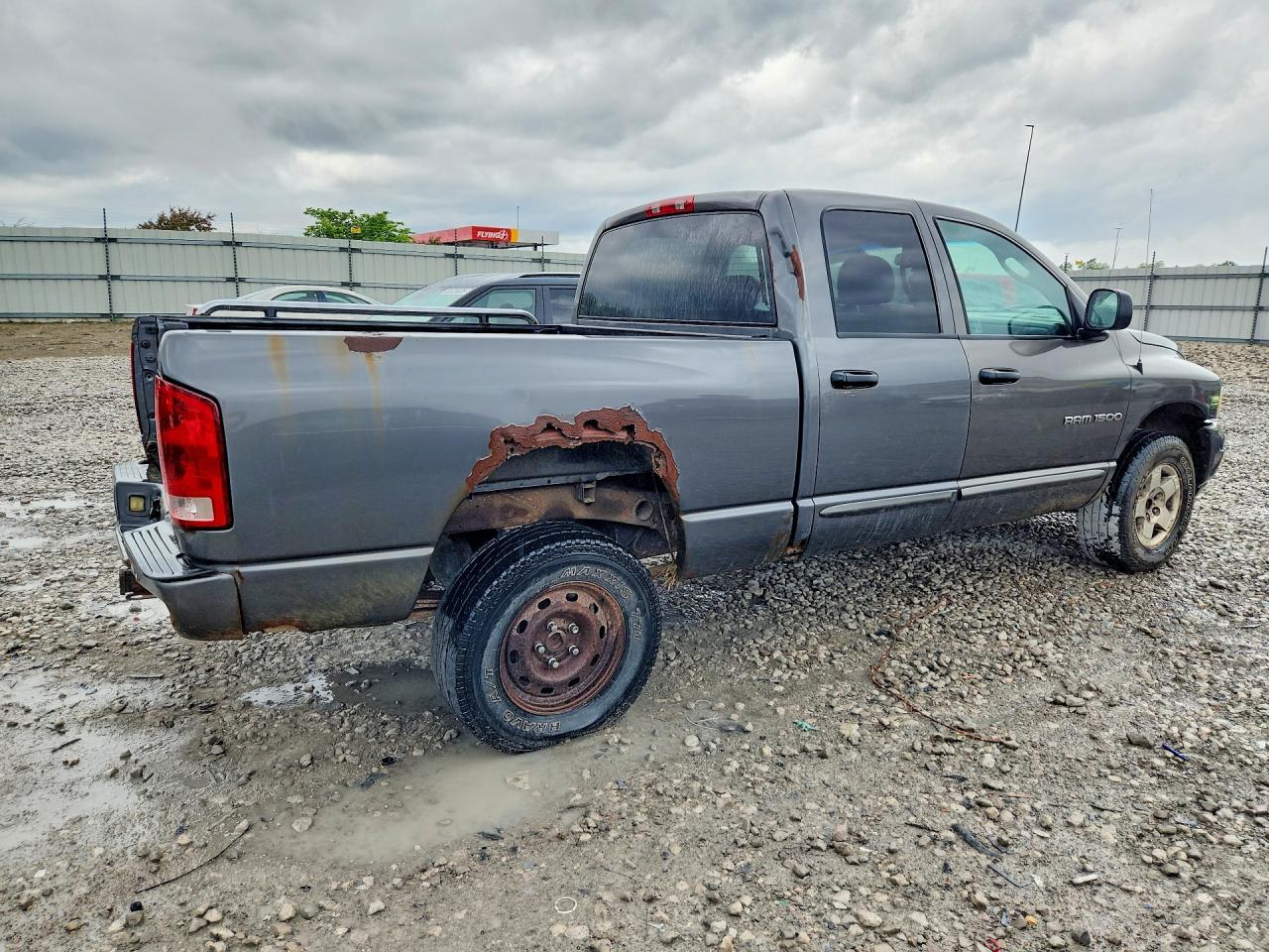 2004 Dodge RAM 1500 ST