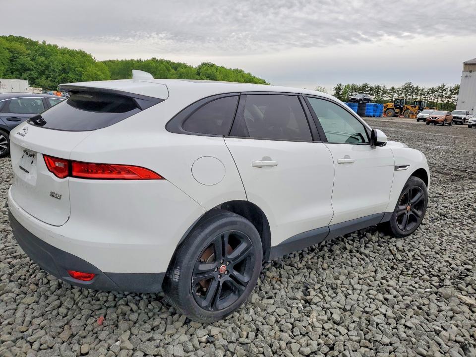 2017 Jaguar F-pace