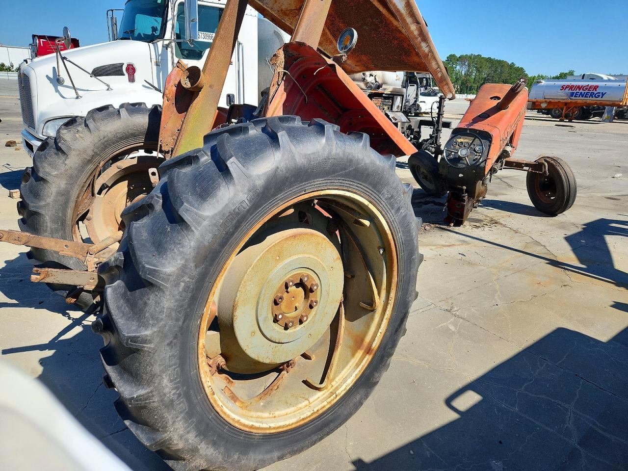 1963 Massey Fergusen 255