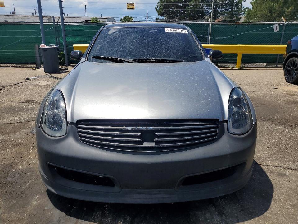 2004 Infiniti G35 Base
