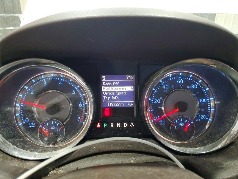 2015 Chrysler Town & Country Touring l