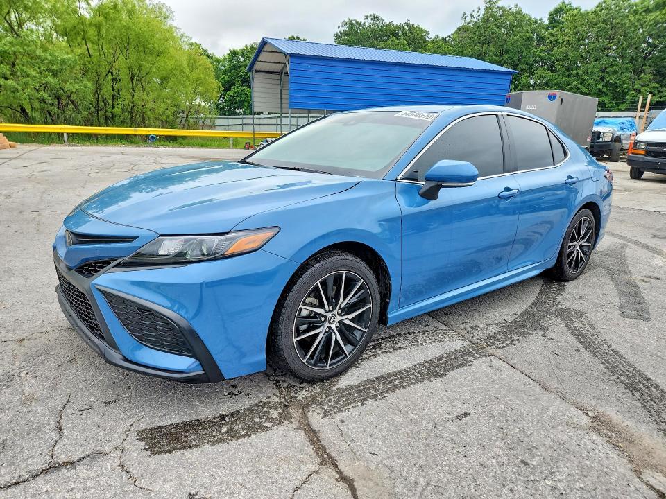 2023 Toyota Camry se