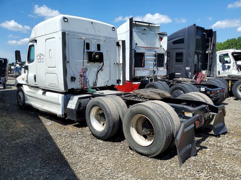 2012 Freightliner Cascadia Semi Truck