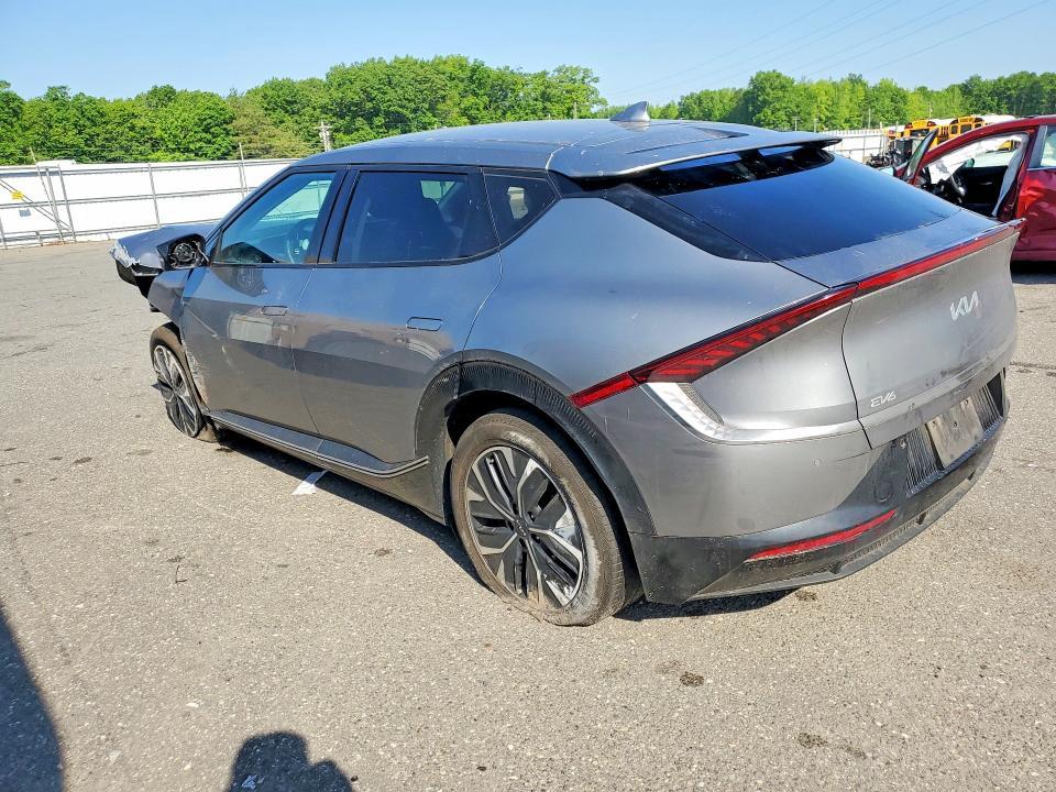 2023 KIA EV6 Wind