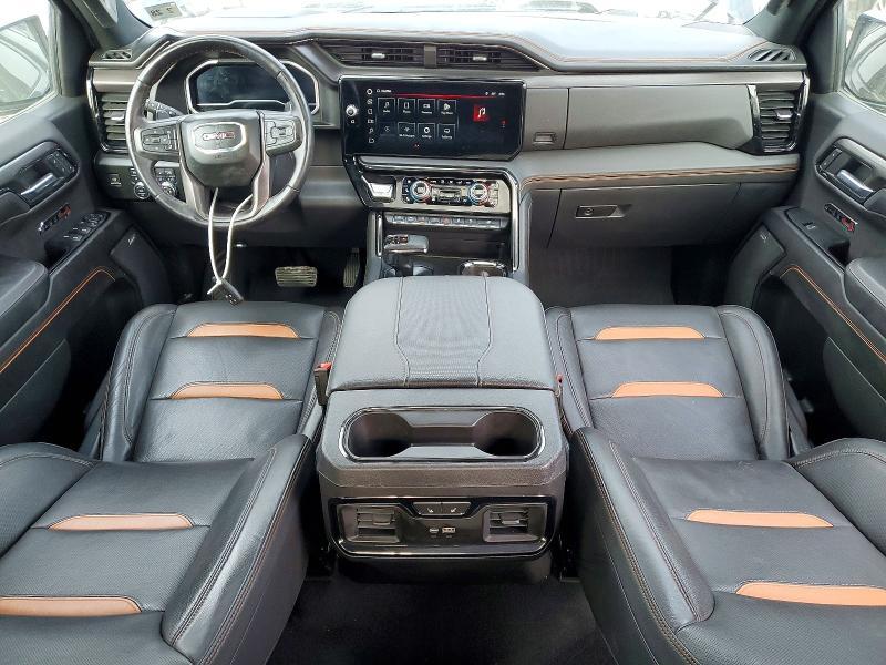 2023 GMC Sierra K1500 AT4