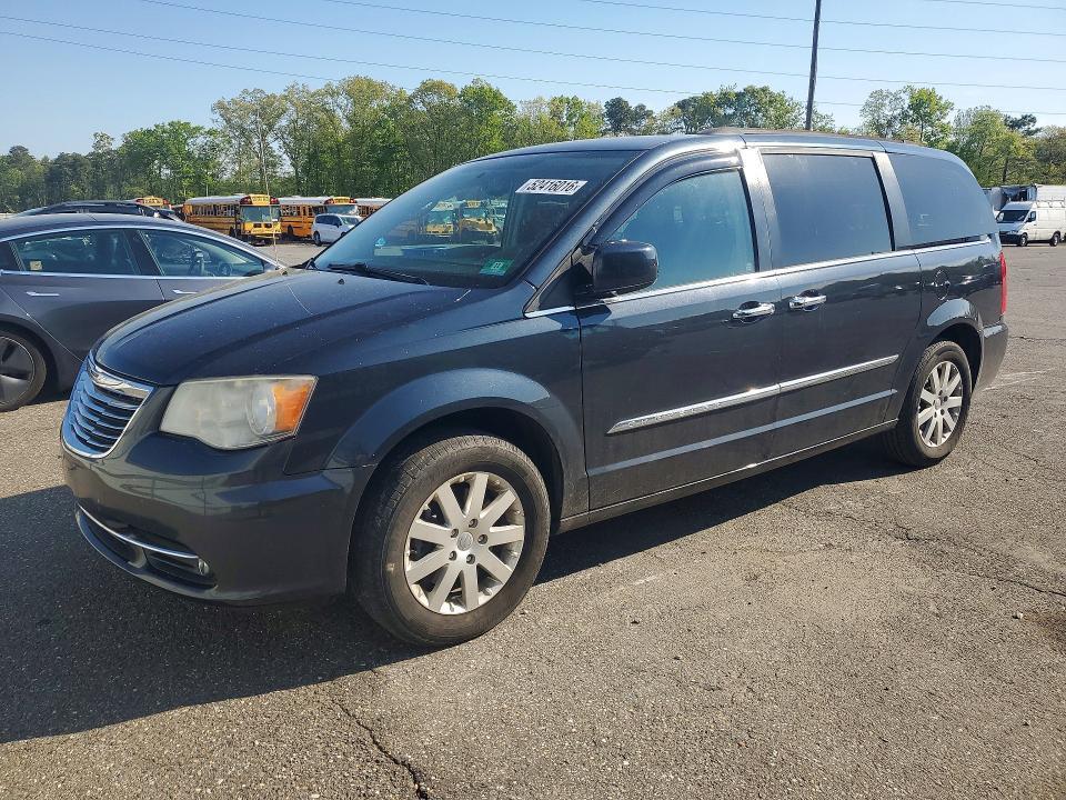 2014 Chrysler Town & Country Touring