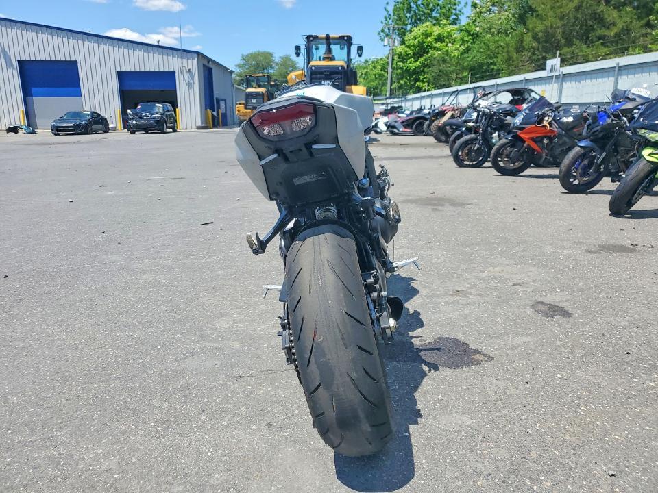 2025 Yamaha MT09