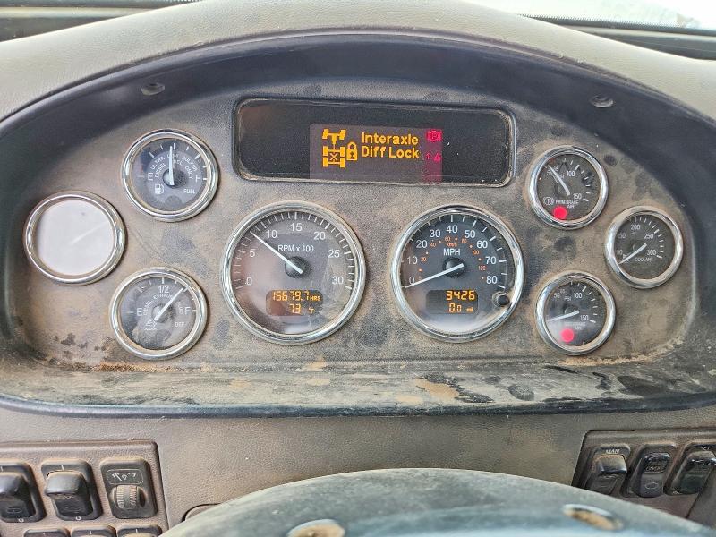 2015 Peterbilt 348 Fuel Truck