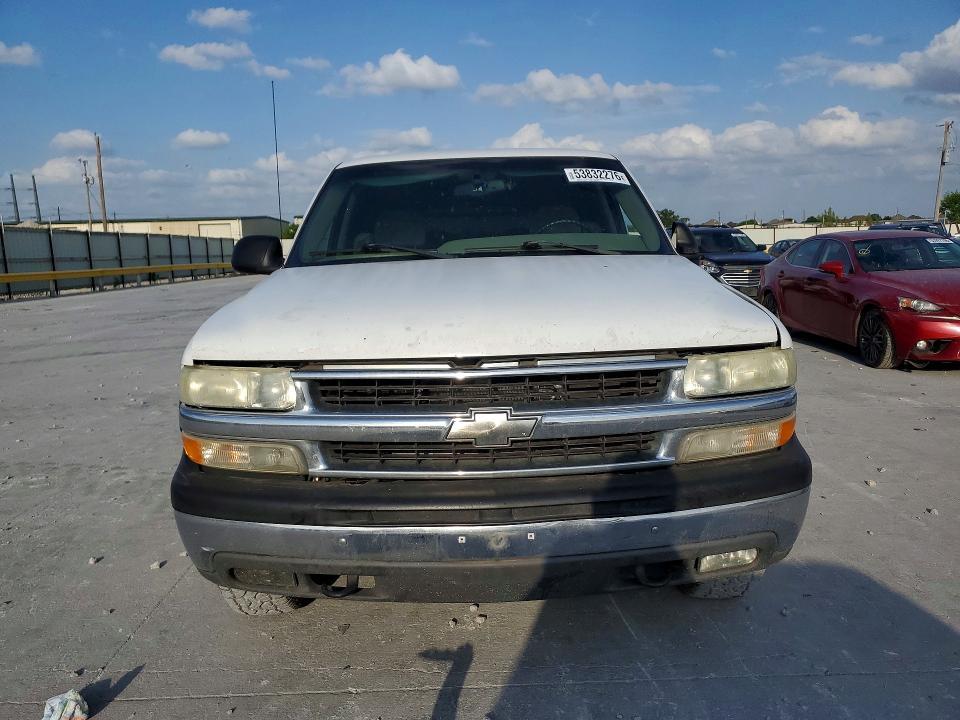 2002 Chevrolet Suburban C1500