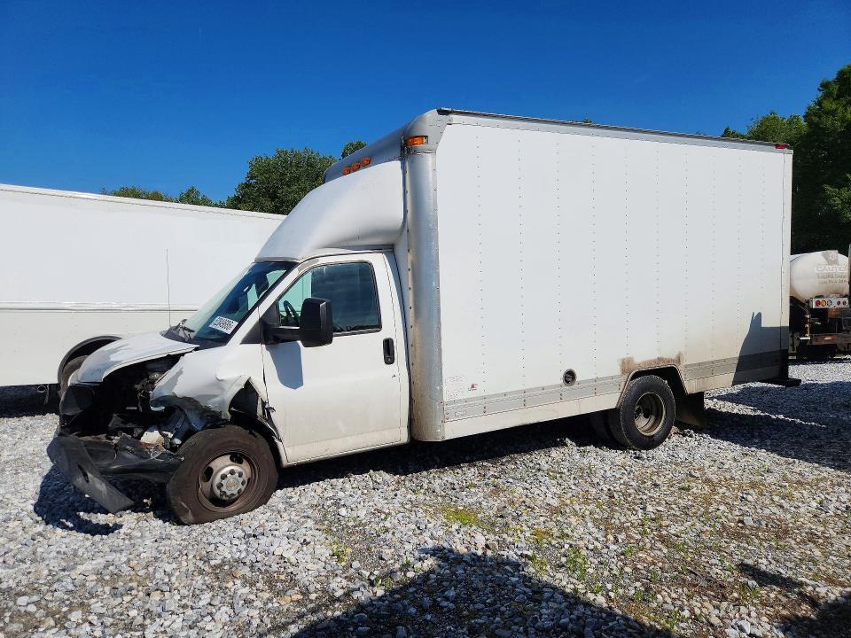 2012 Chev Express G3500
