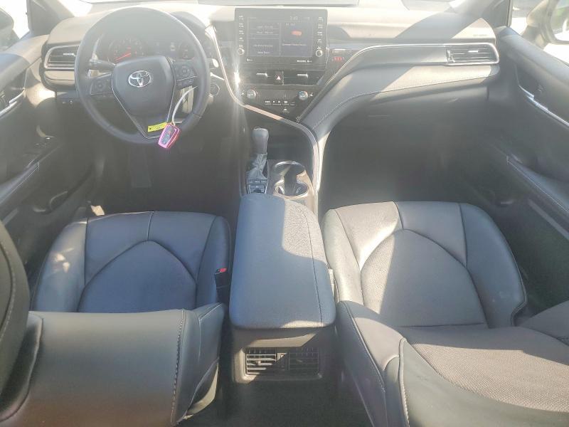 2023 Toyt Camry