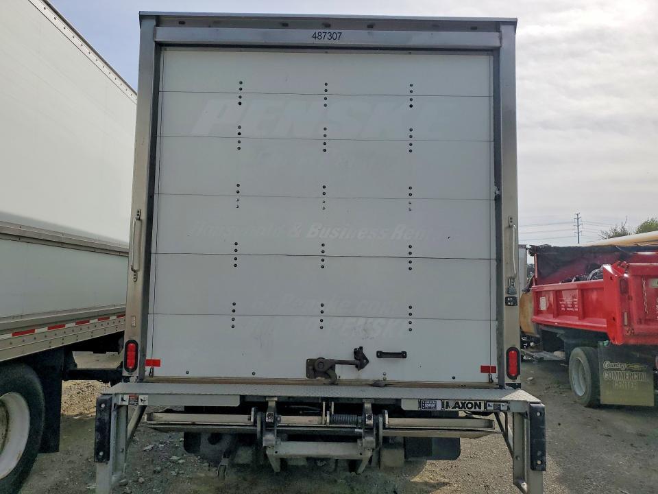 2021 Isuzu NPR HD BOX Truck