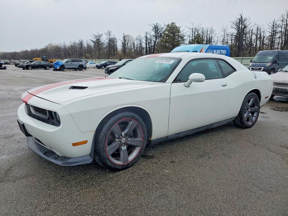2013 Dodge Challenger sxt