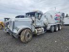 2005 Freightliner Conventional FLD120