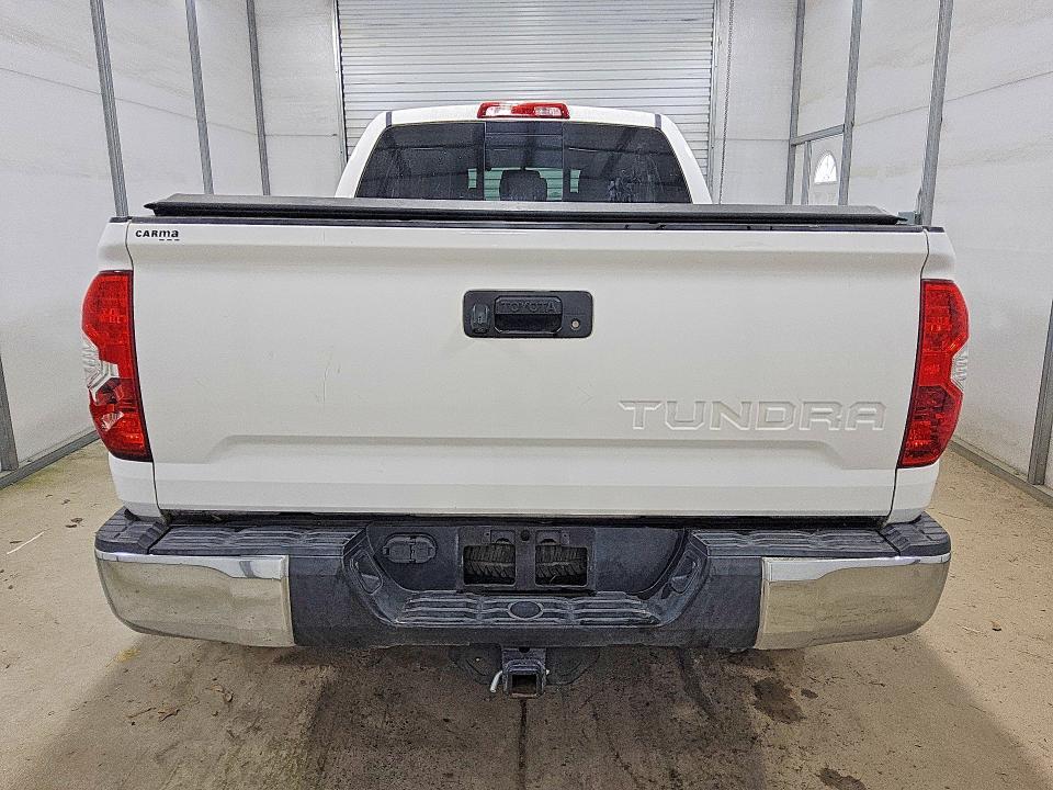 2015 Toyota Tundra SR5
