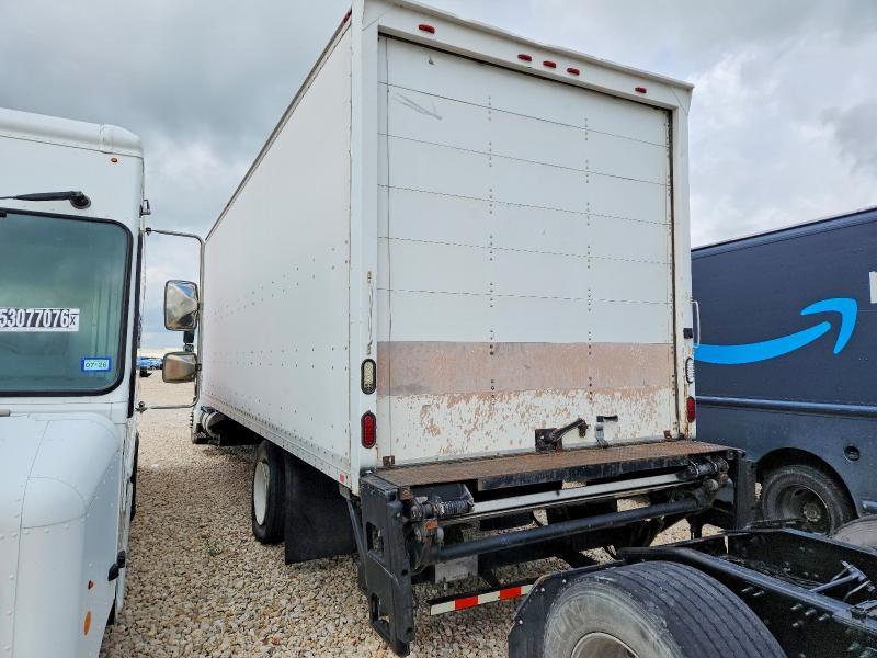 2016 International 4400 BOX Truck