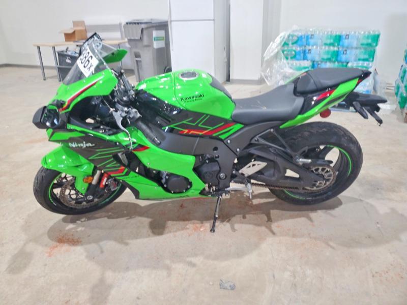 2024 Kawasaki ZX1002 L