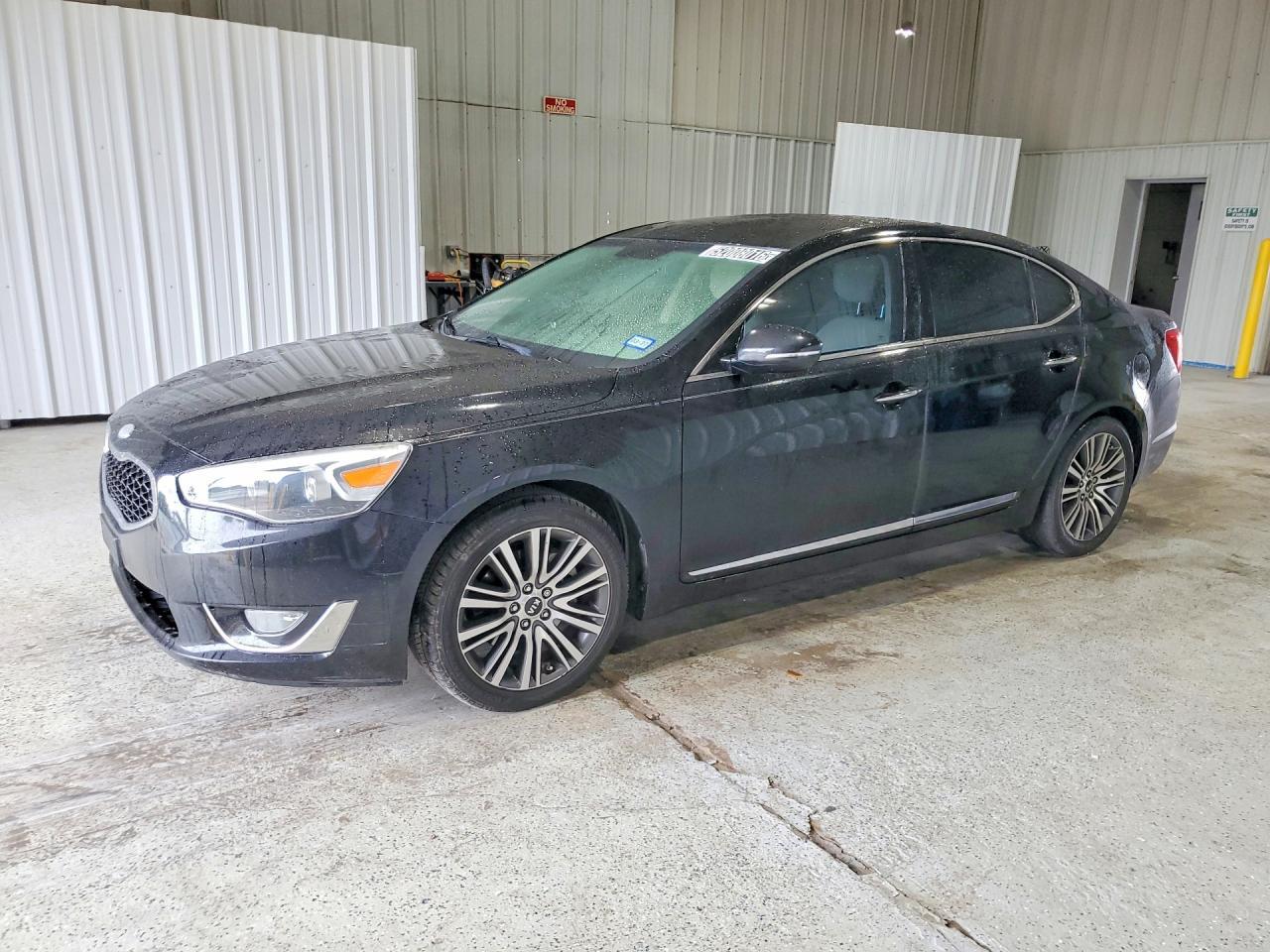 2014 KIA Cadenza Premium