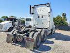 2015 Freightliner Cascadia Semi Truck