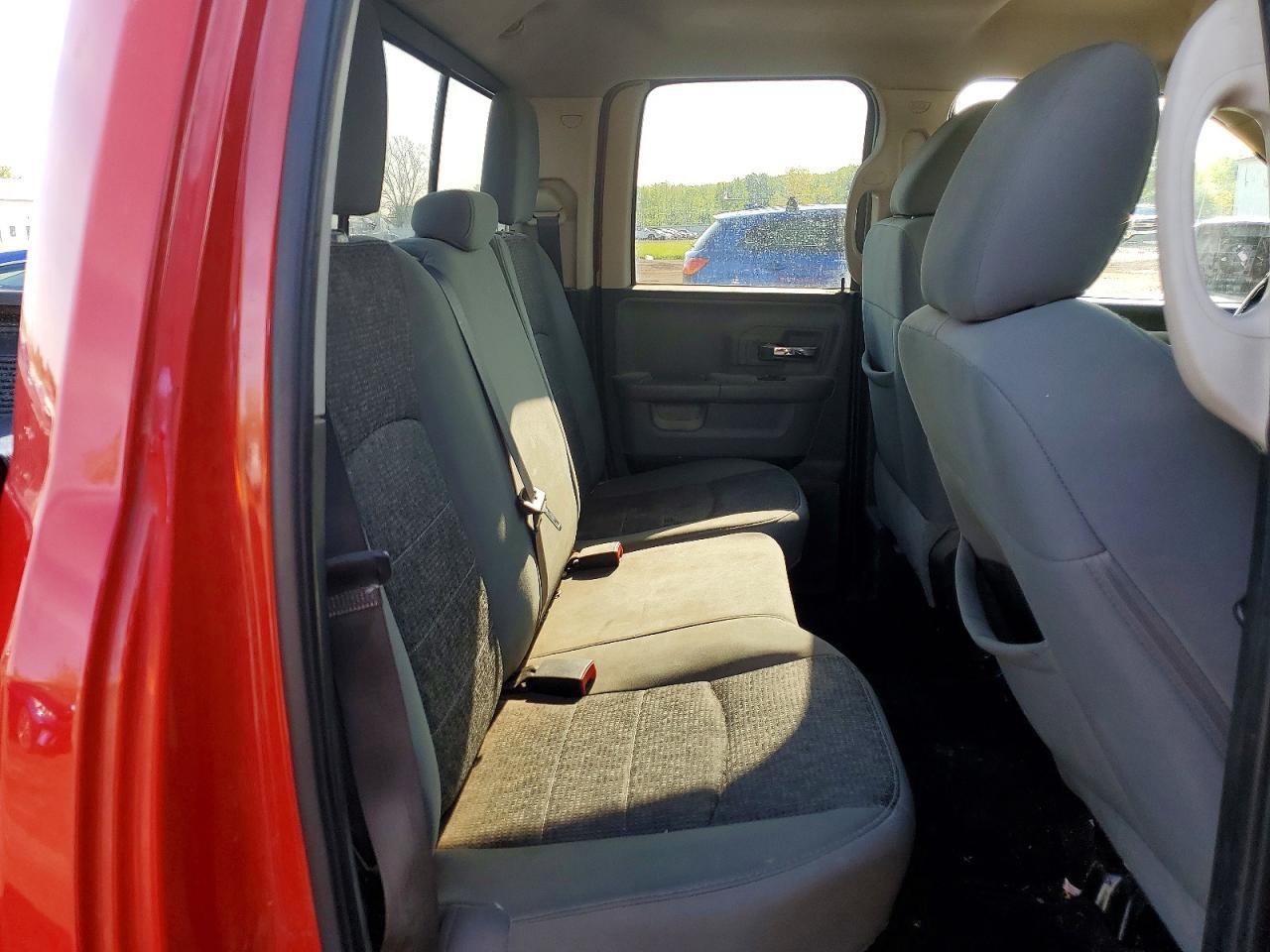2015 Dodge RAM 1500 SLT