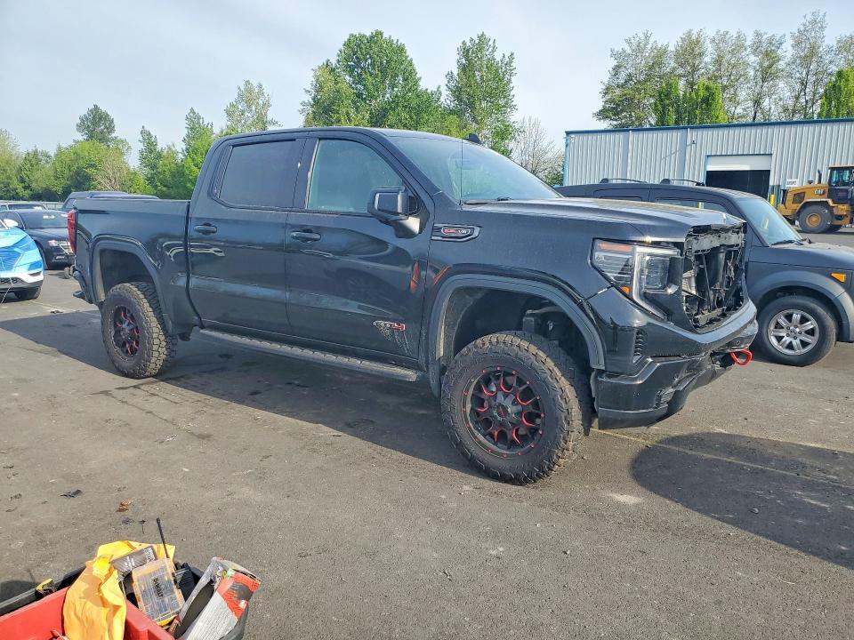 2022 GMC Sierra K1500 AT4