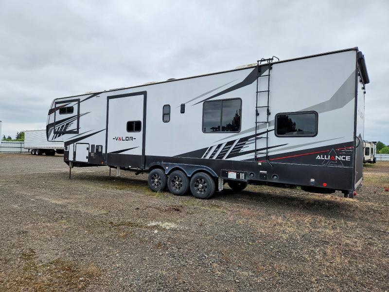 2022 Alliance Valor Camper