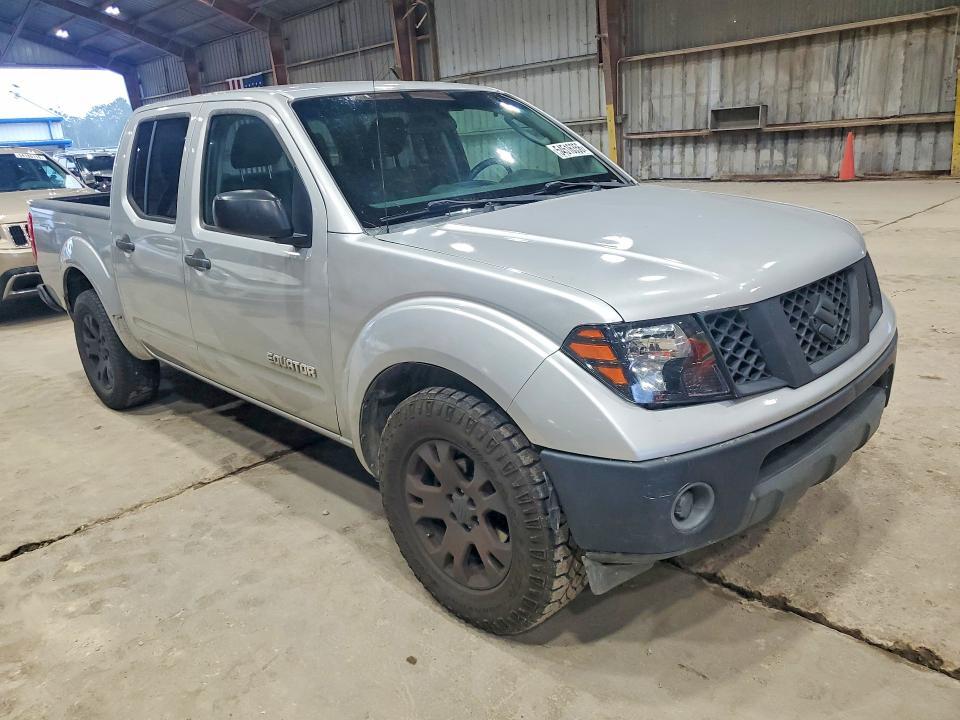 2010 Suzuki Equator Sport