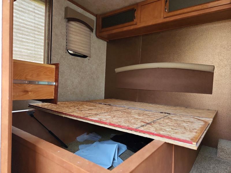 2013 Gulfscoach 2013 Gulf Stream Coach Innsbruck Camper