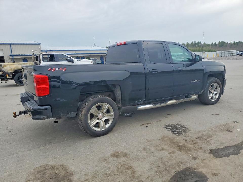 2018 Chevrolet Silverado K1500 Custom