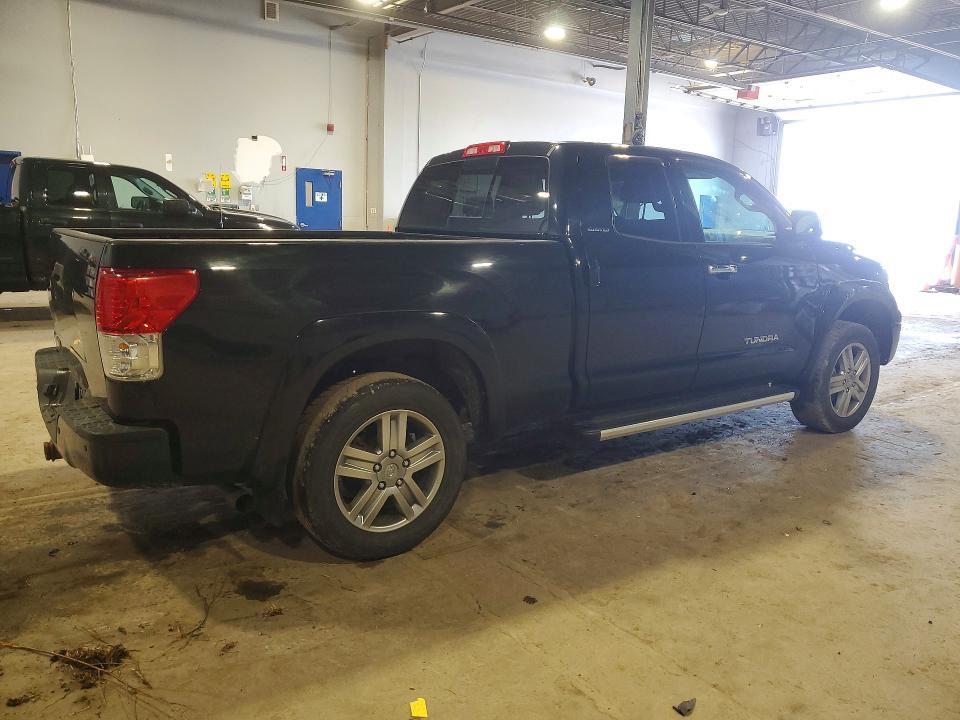 2013 Toyota Tundra Limited V8