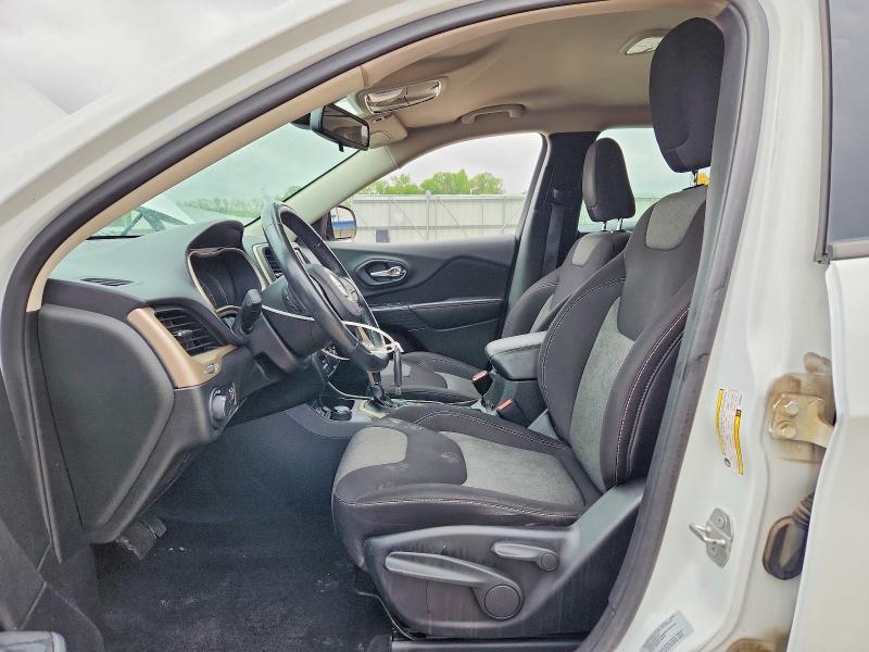 2015 Jeep Cherokee Sport