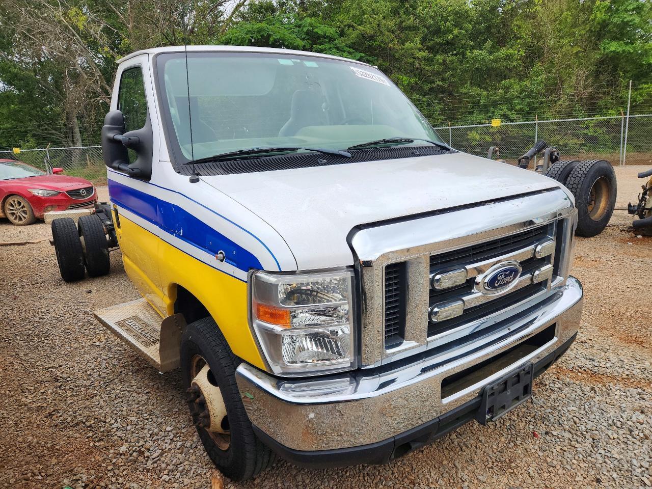 2018 Ford E450