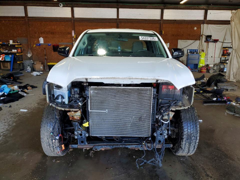 2017 Toyota Tacoma SR