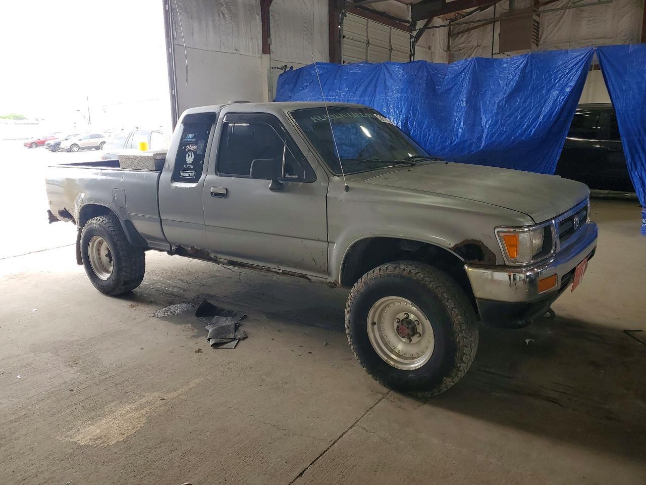 1994 Toyota Pickup DX