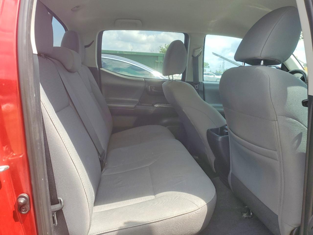 2016 Toyota Tacoma SR5 V6