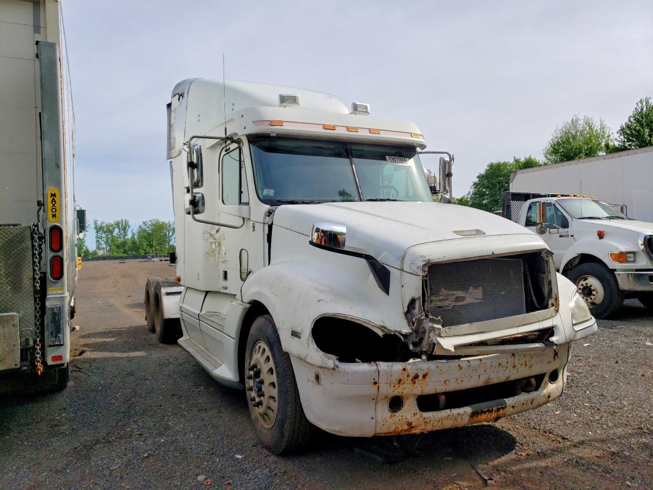 2005 Freightliner Columbia